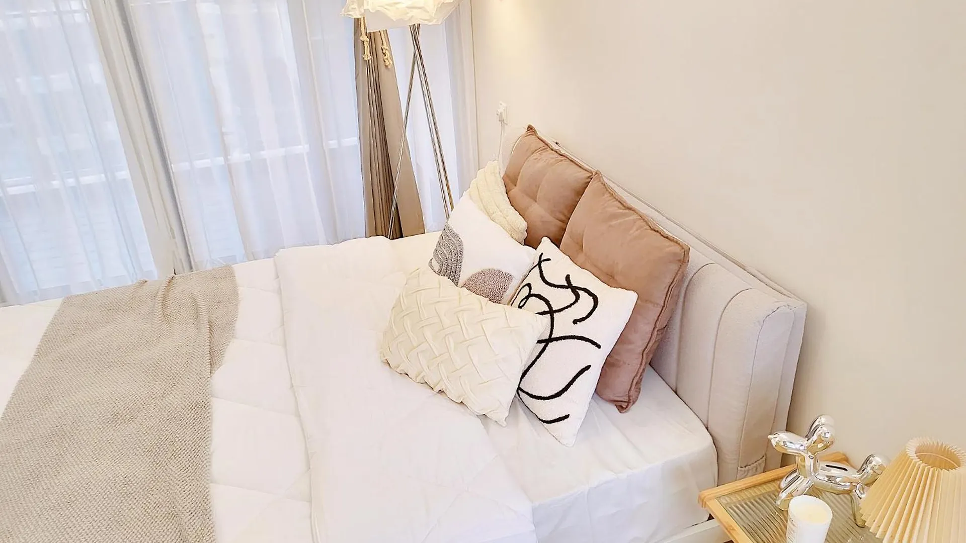 Apartment Beachfront Seaview W Projector 6-8 Pax, 3 Rooms. Johor Bahru